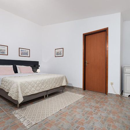 St. Becic Apartment Porec Bagian luar foto